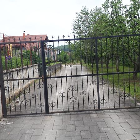Moj Dan Apartment Огулин Екстериор снимка