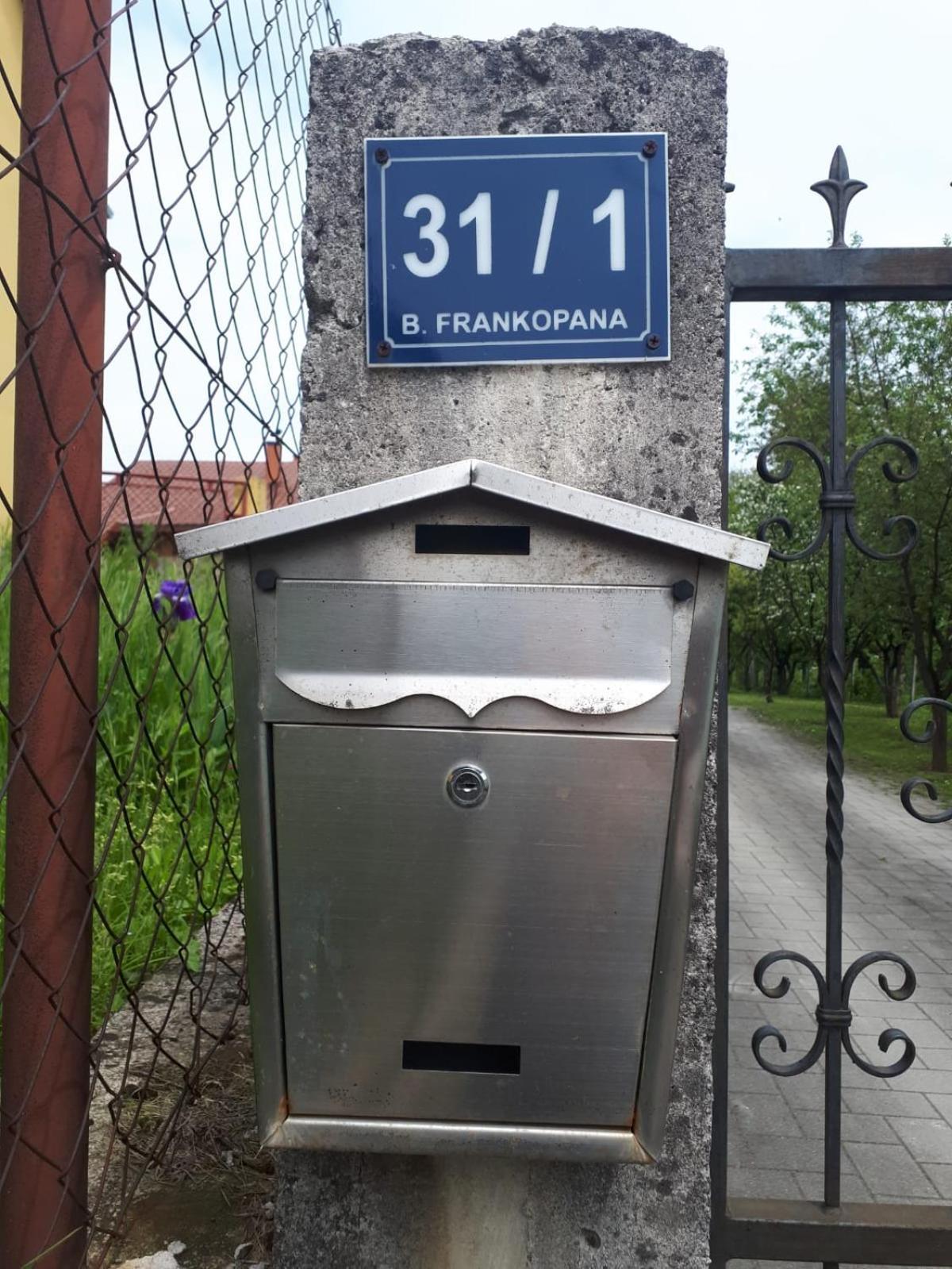 Moj Dan Apartment Огулин Екстериор снимка